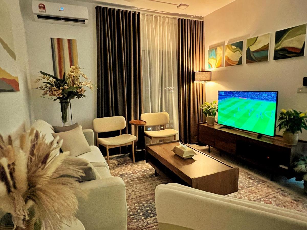 High Flyer Klia At Alanis Residence Kota Warisan Сепанг Екстериор снимка